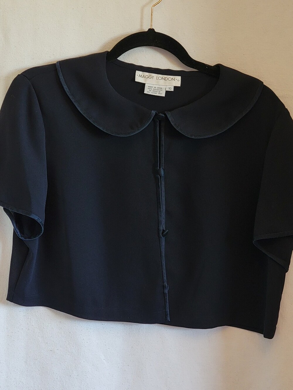 Maggy London Navy Peter Pan Collar Cropped Blouse